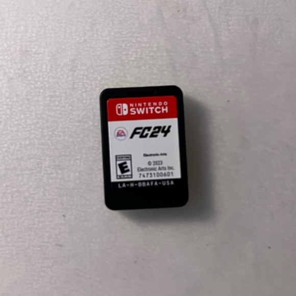 FC24 EA Sports Nintendo Switch Game - Picture 4 of 5